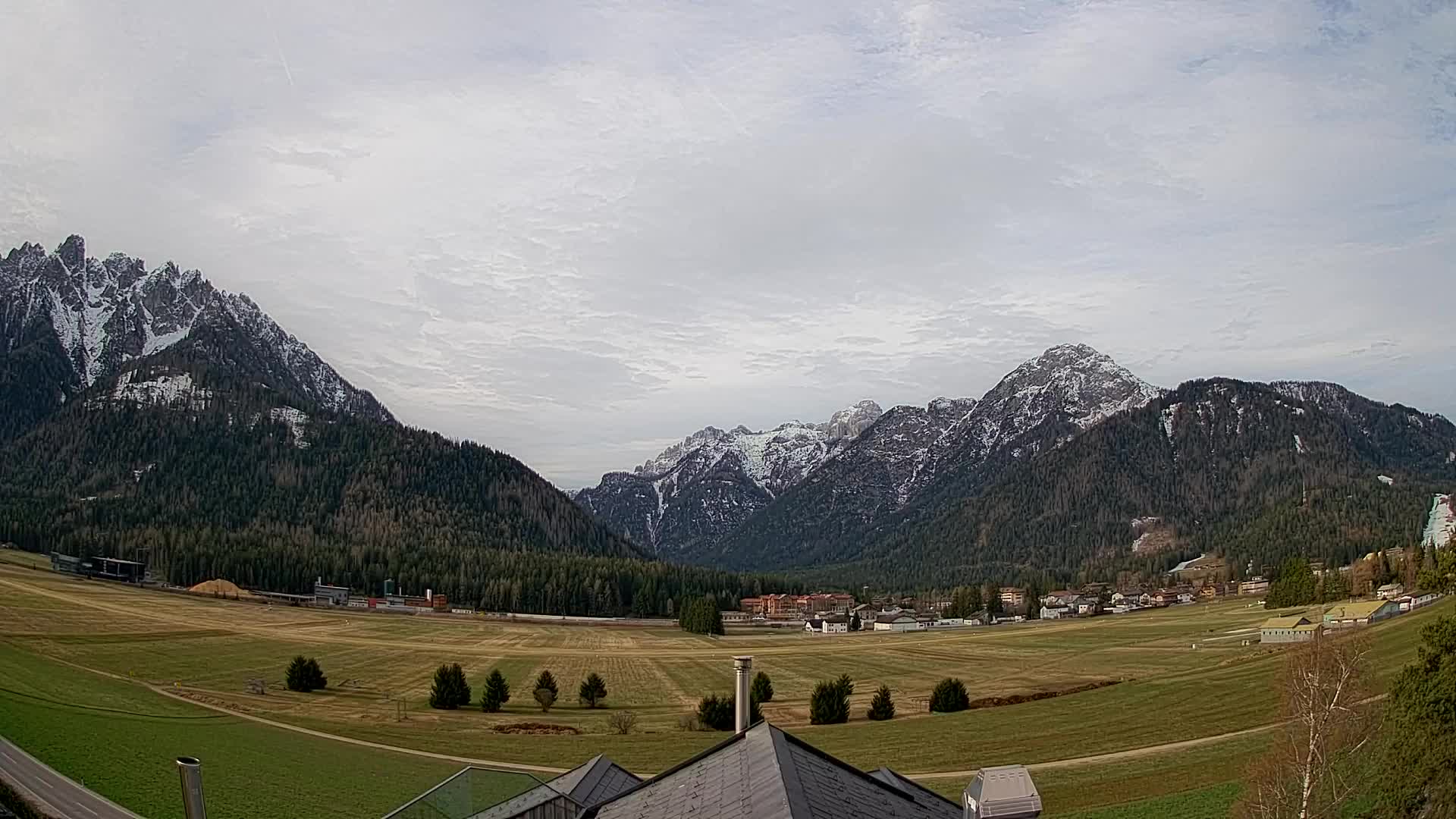 Webcam Toblach Dolomites – View from Hotel Rosengarten