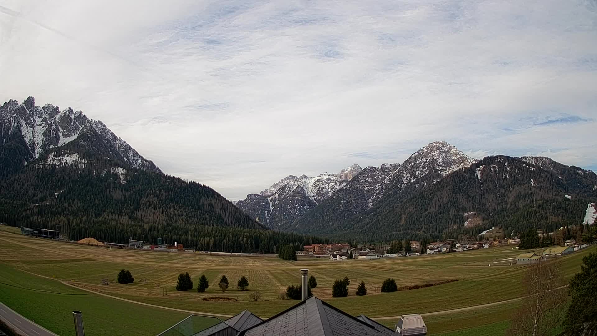 Webcam Toblach Dolomites – View from Hotel Rosengarten