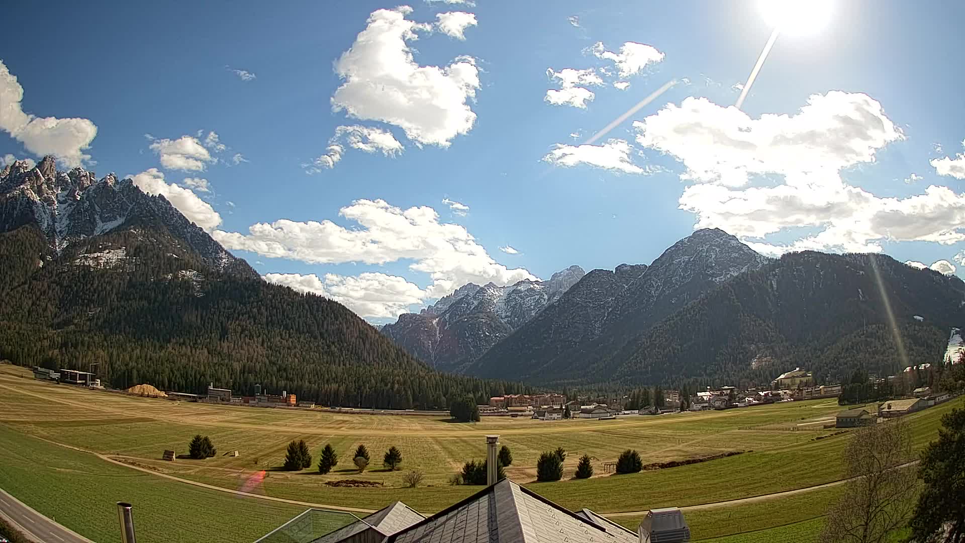 Webcam Toblach Dolomites – View from Hotel Rosengarten