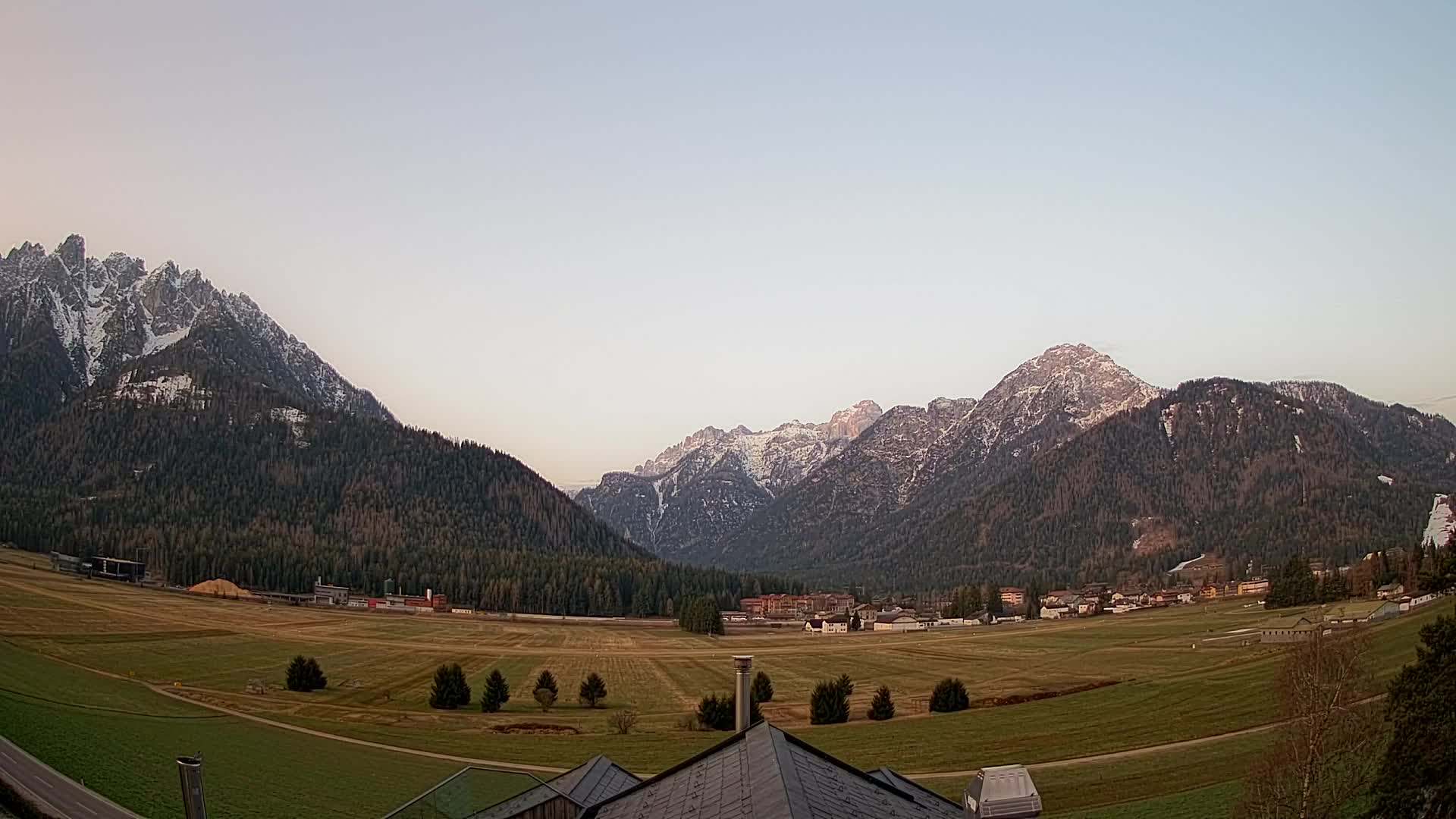 Webcam Dobbiaco Dolomiti – Vista dall’Hotel Rosengarten