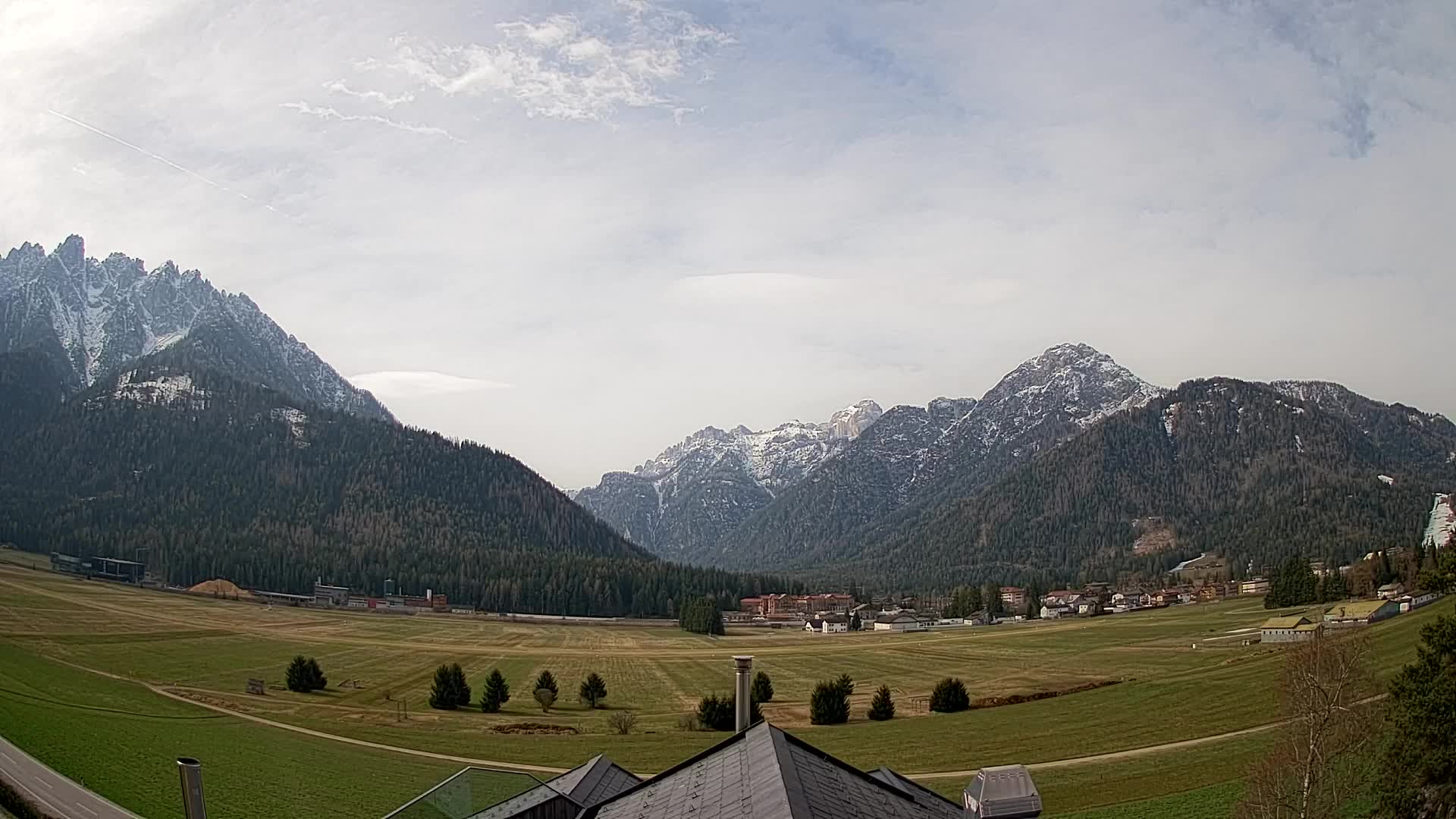 Webcam Toblach Dolomites – View from Hotel Rosengarten