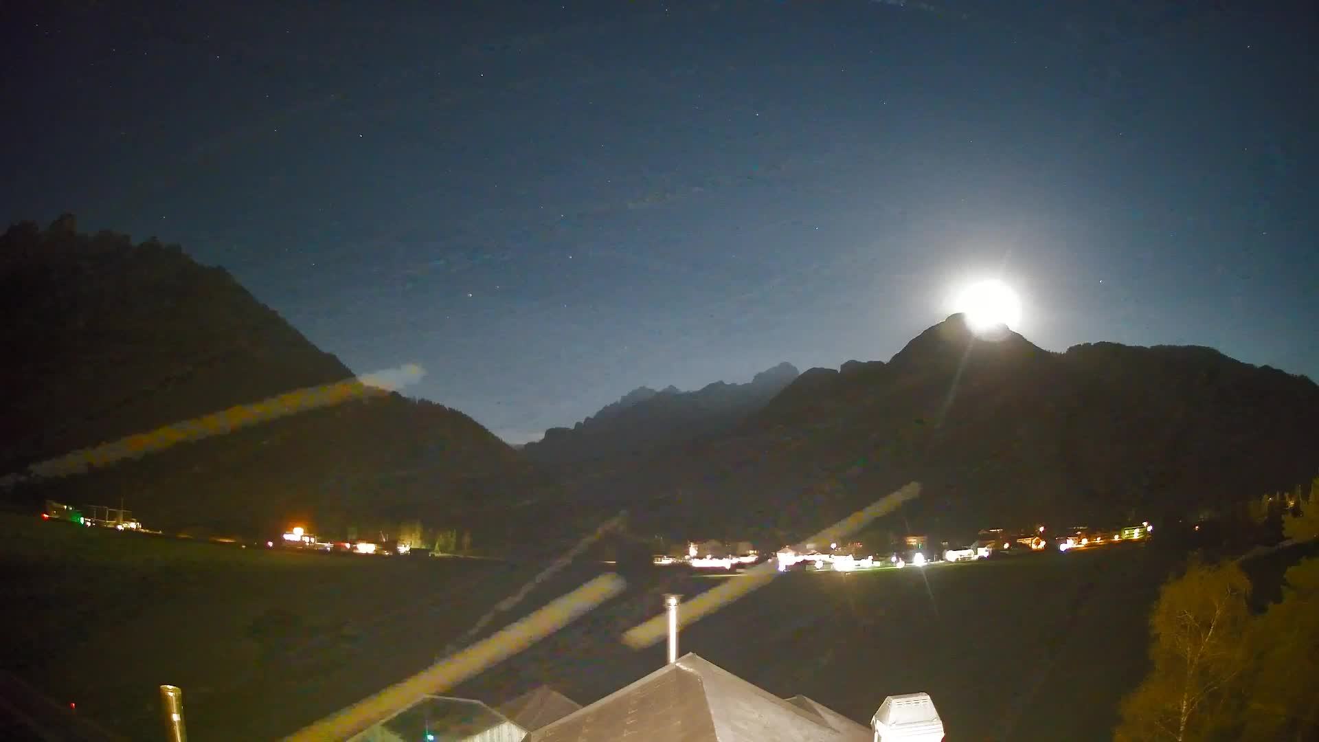 Spletna kamera Toblach Dolomiti – Pogled iz hotela Rosengarten