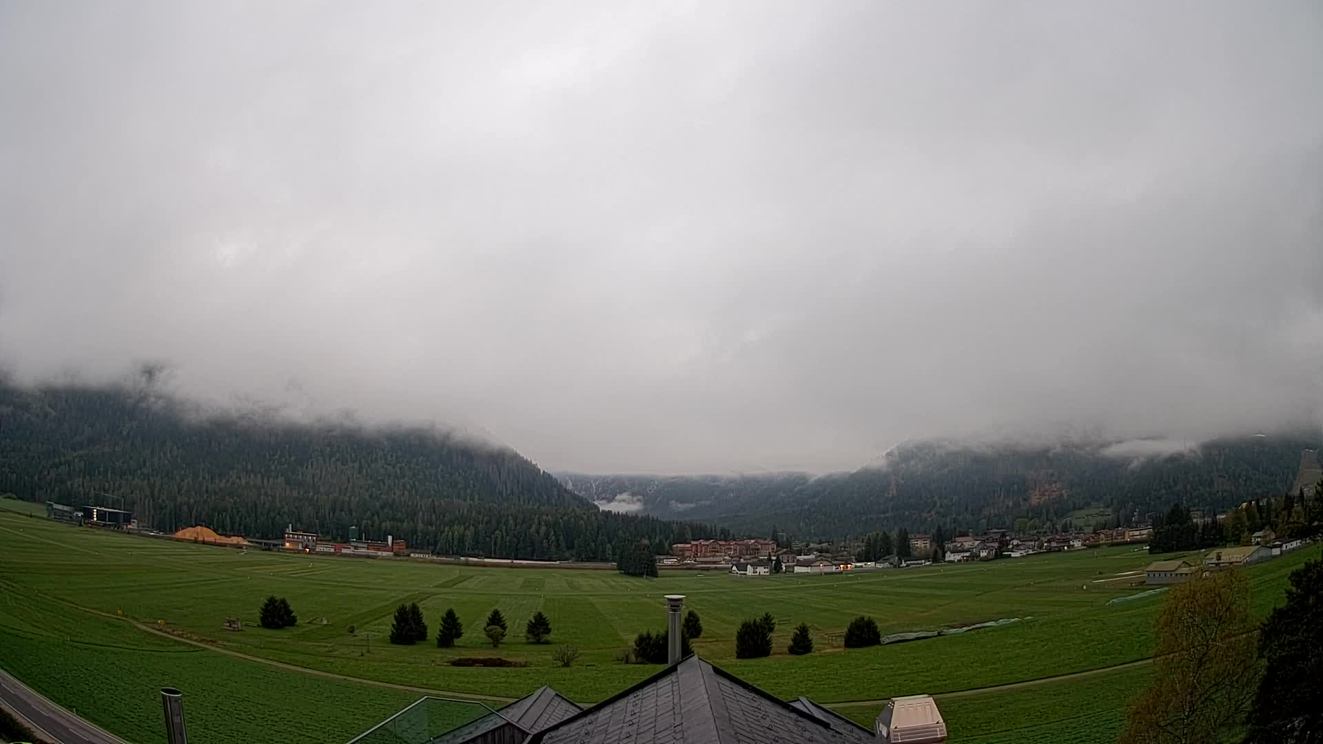 Webcam Toblach Dolomites – View from Hotel Rosengarten