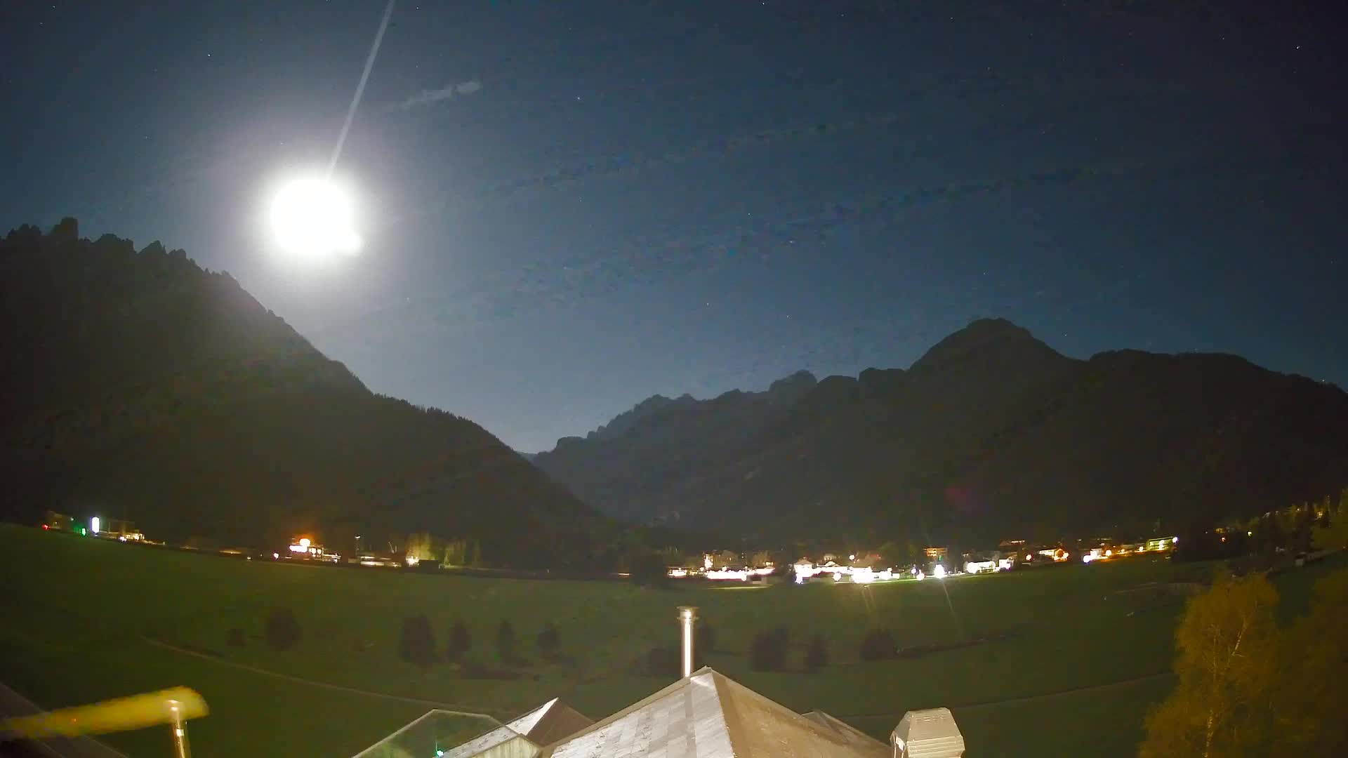Webcam Toblach Dolomites – View from Hotel Rosengarten
