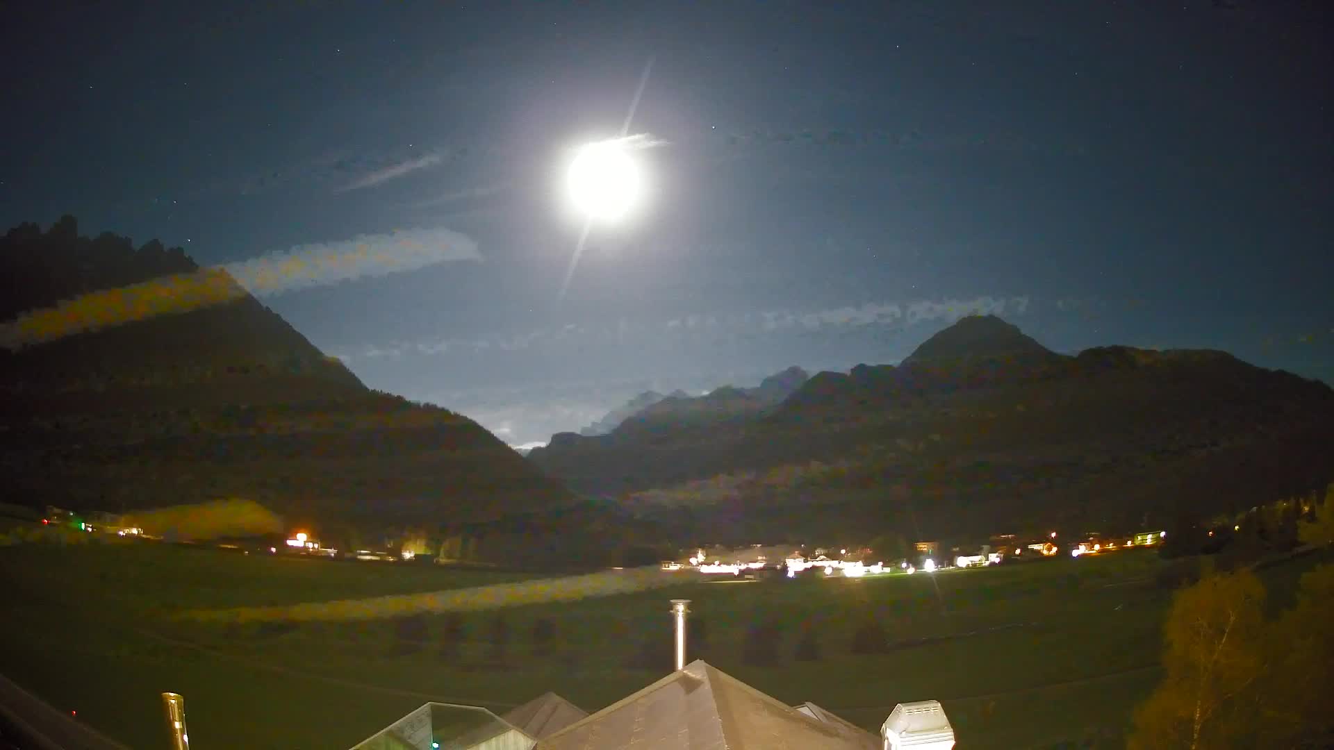 Webcam Toblach Dolomites – View from Hotel Rosengarten