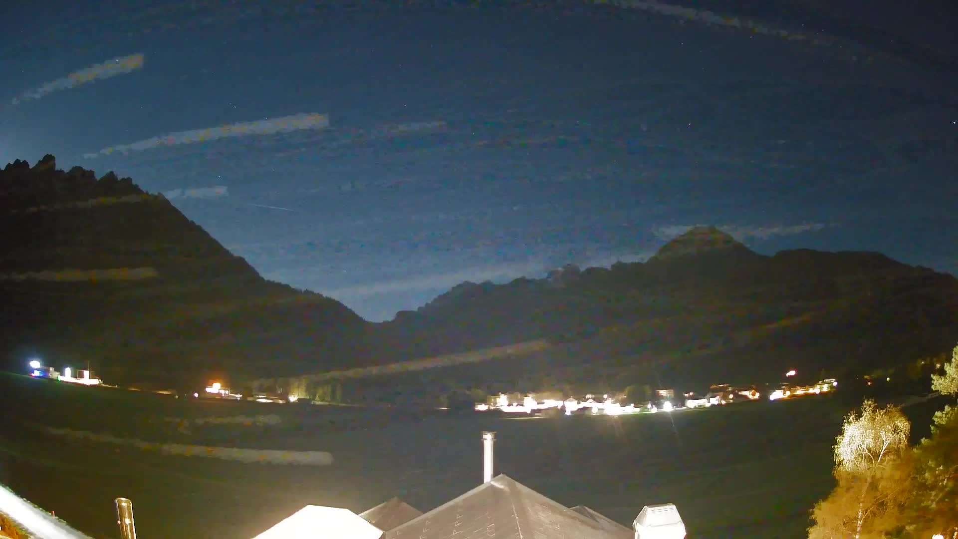 Web kamera Toblach Dolomiti – Pogled s Hotela Rosengarten