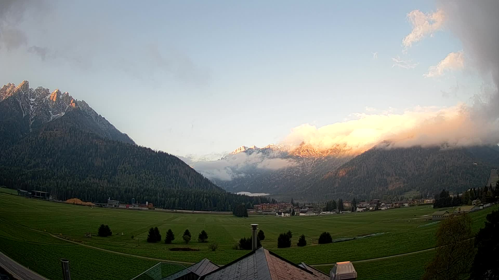 Webcam Dobbiaco Dolomiti – Vista dall’Hotel Rosengarten