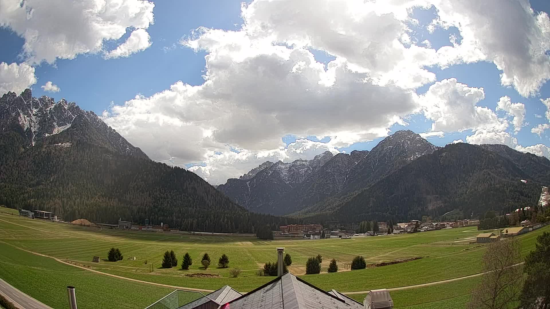 Webcam Dobbiaco Dolomiti – Vista dall’Hotel Rosengarten