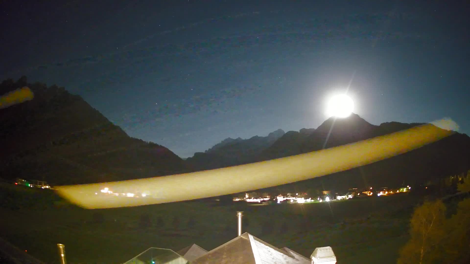 Spletna kamera Toblach Dolomiti – Pogled iz hotela Rosengarten