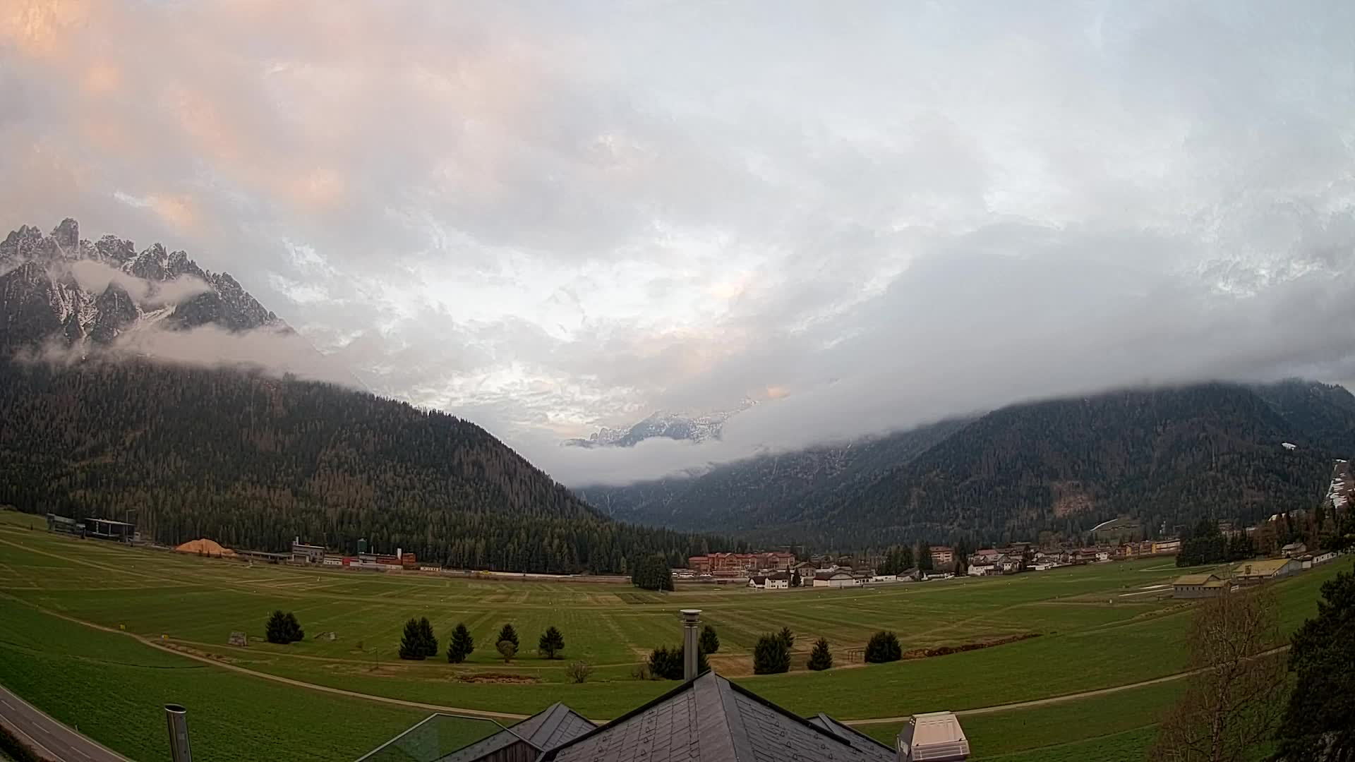 Webcam Toblach Dolomites – Vue depuis l’Hôtel Rosengarten