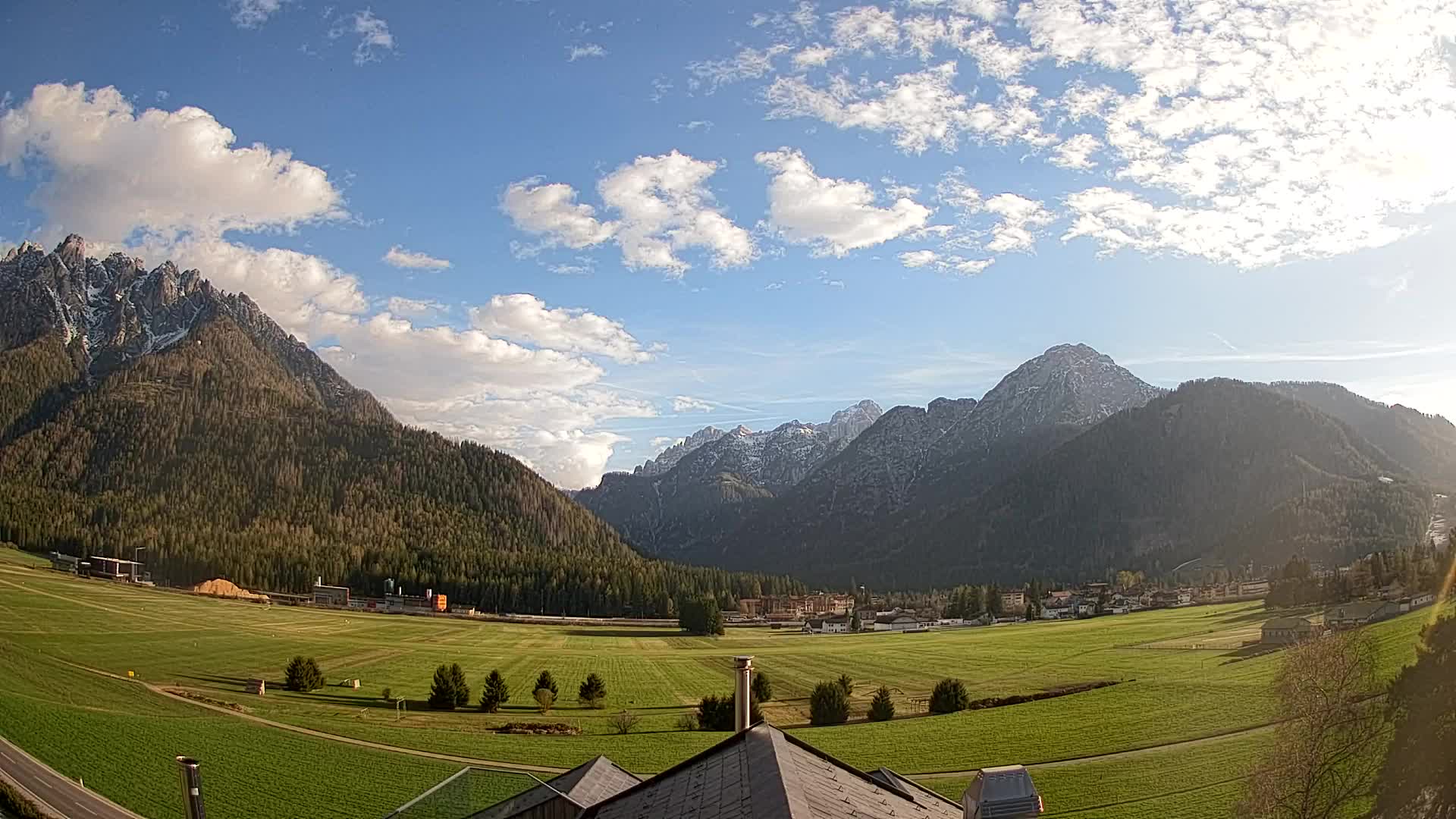 Webcam Dobbiaco Dolomiti – Vista dall’Hotel Rosengarten