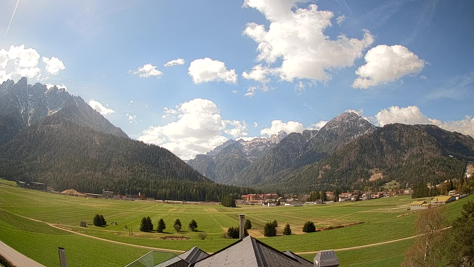 Webcam Dobbiaco Dolomiti – Vista dall’Hotel Rosengarten