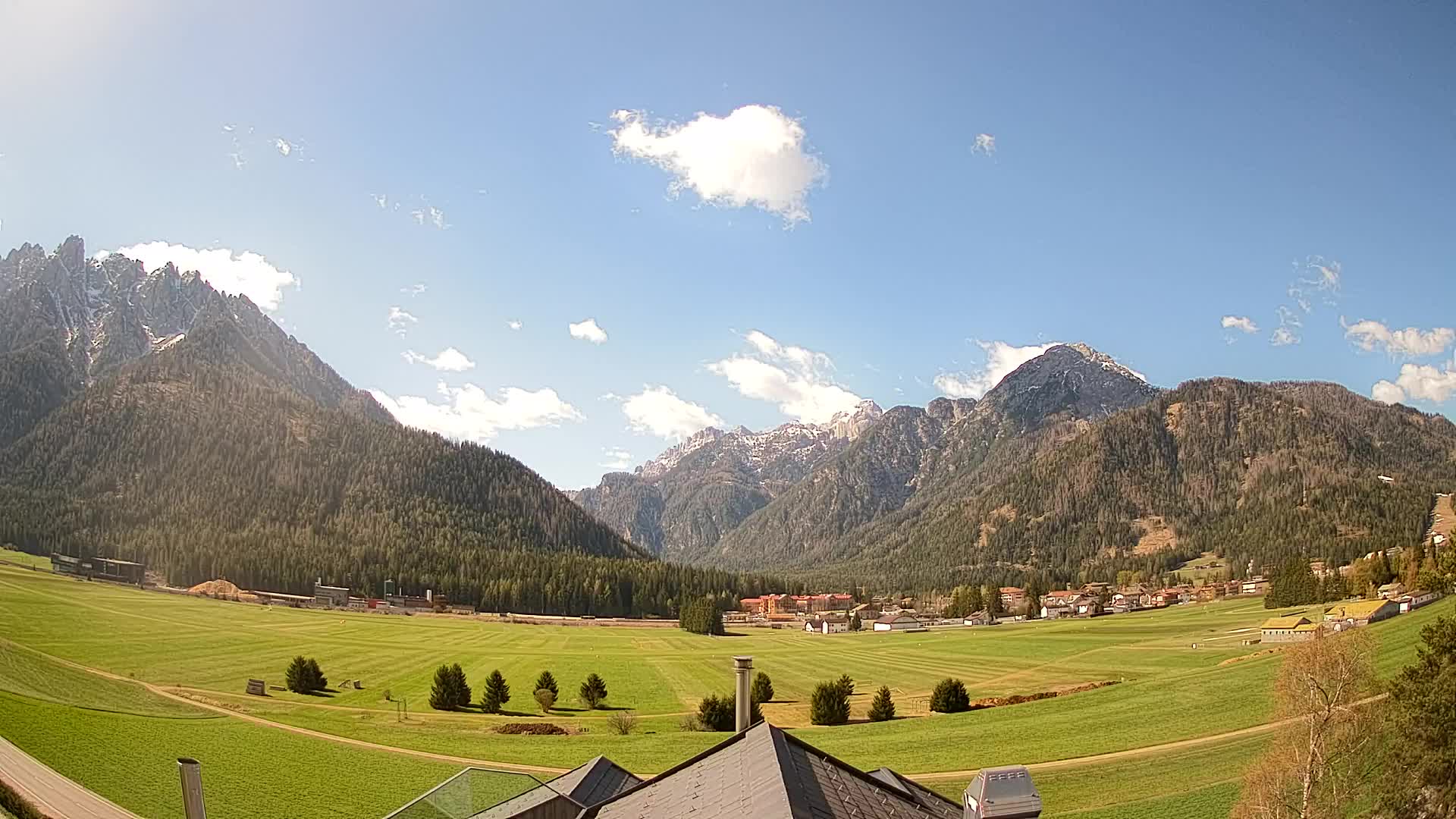 Webcam Dobbiaco Dolomiti – Vista dall’Hotel Rosengarten