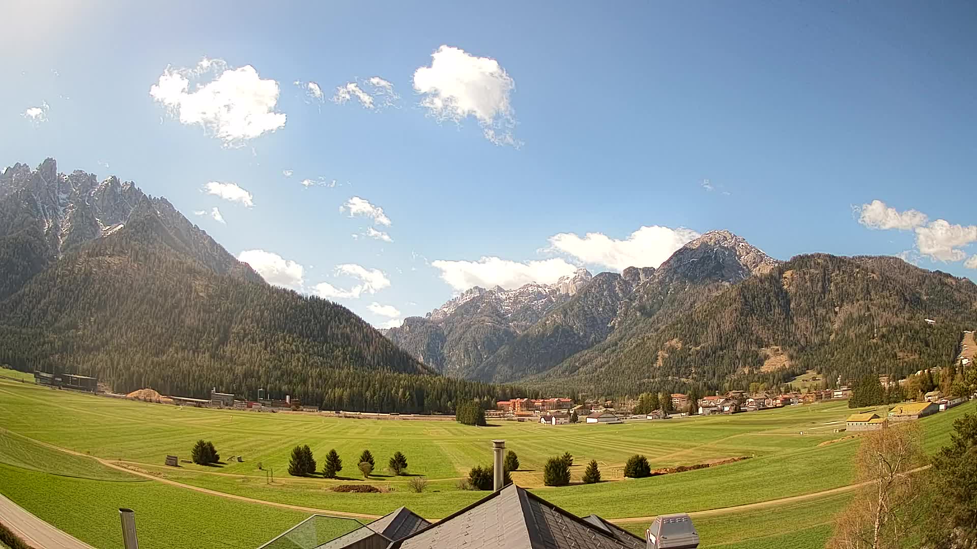 Webcam Dobbiaco Dolomiti – Vista dall’Hotel Rosengarten