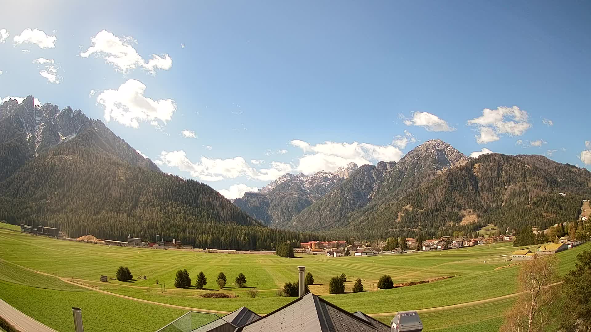 Webcam Toblach Dolomitas – Vista desde el Hotel Rosengarten