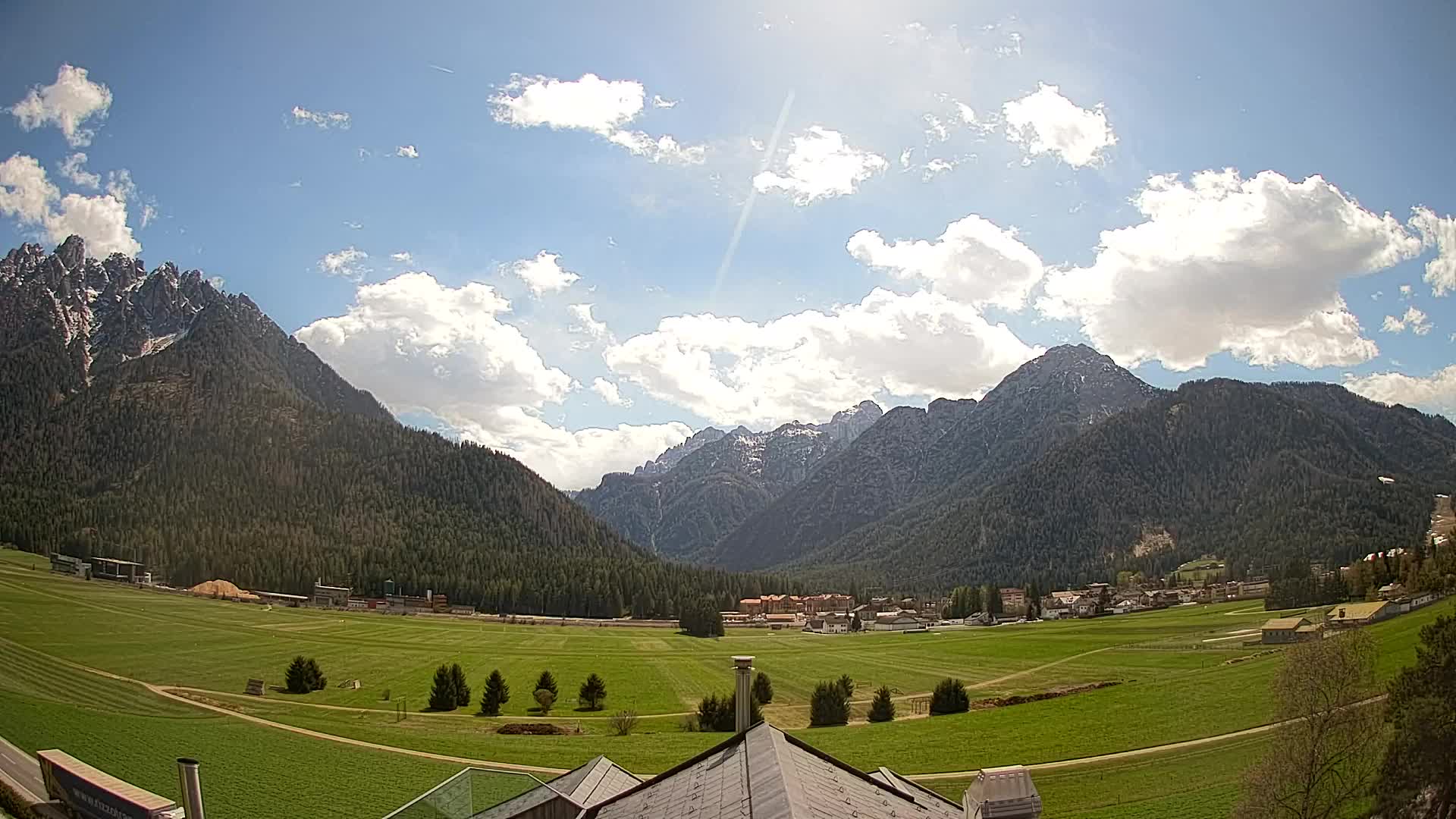 Webcam Toblach Dolomites – View from Hotel Rosengarten