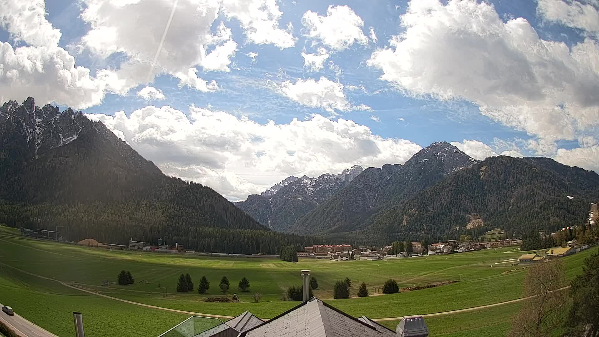 Webcam Dobbiaco Dolomiti – Vista dall’Hotel Rosengarten