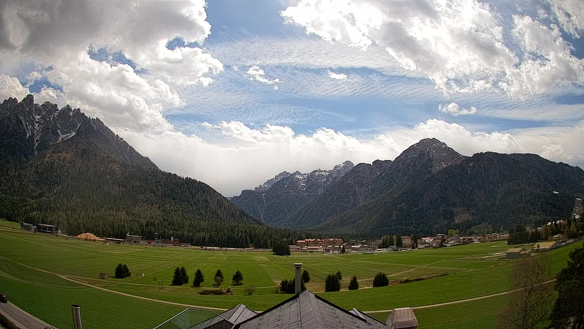 Webcam Dobbiaco Dolomiti – Vista dall’Hotel Rosengarten