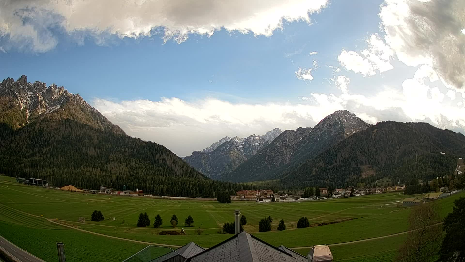 Webcam Toblach Dolomitas – Vista desde el Hotel Rosengarten