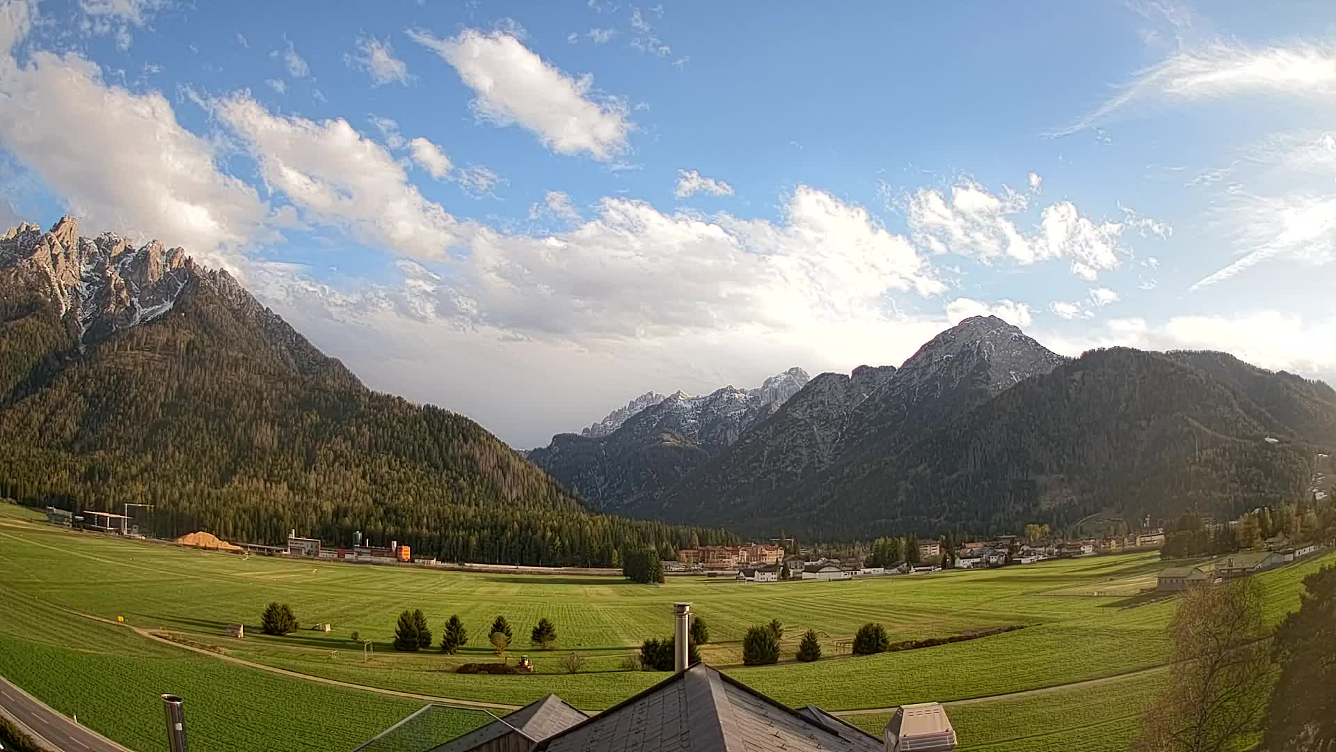 Webcam Toblach Dolomitas – Vista desde el Hotel Rosengarten