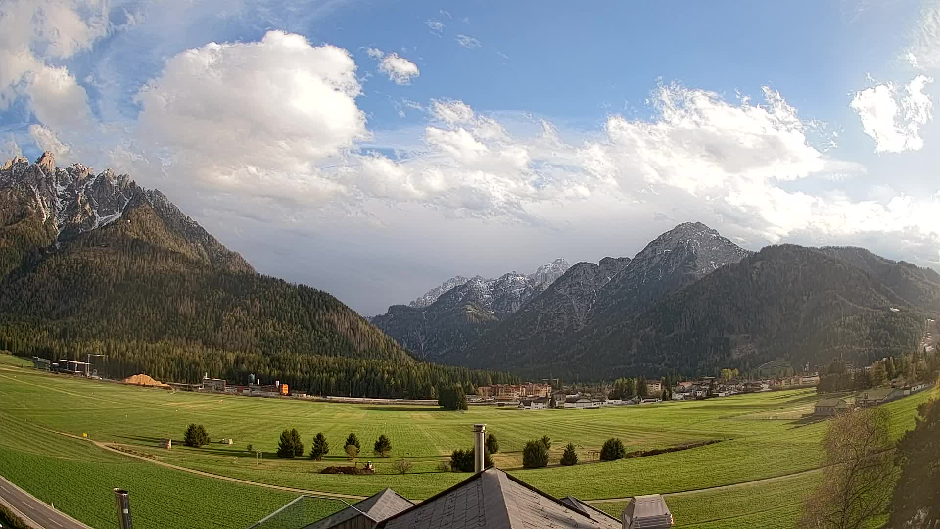 Webcam Toblach Dolomitas – Vista desde el Hotel Rosengarten