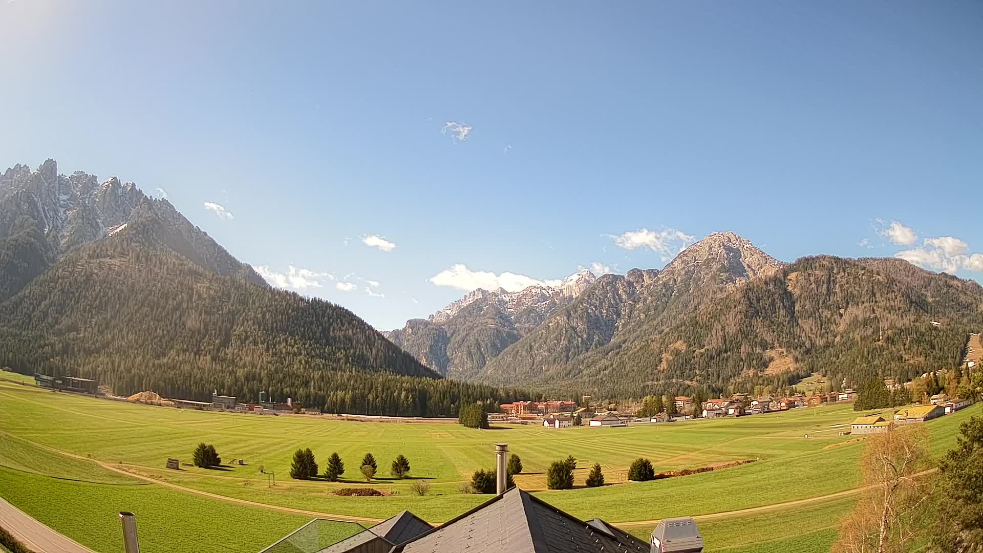 Webcam Dobbiaco Dolomiti – Vista dall’Hotel Rosengarten