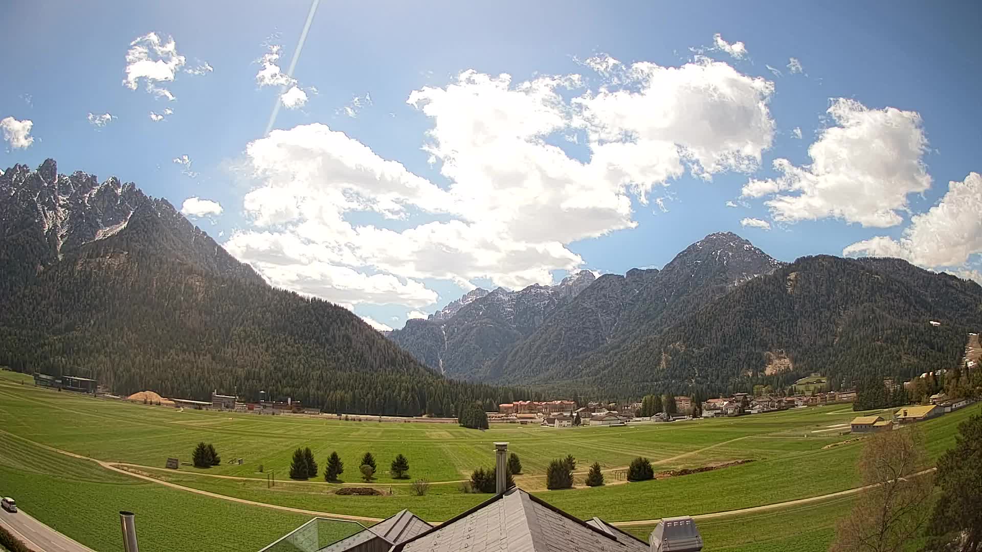 Webcam Toblach Dolomites – View from Hotel Rosengarten
