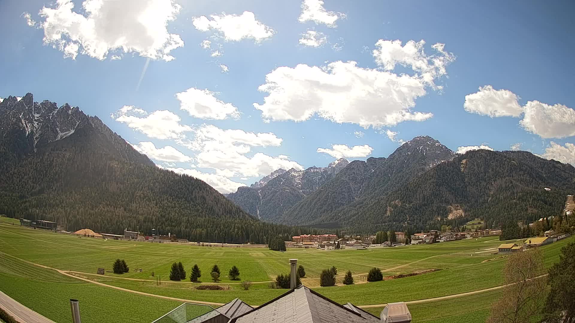 Webcam Dobbiaco Dolomiti – Vista dall’Hotel Rosengarten