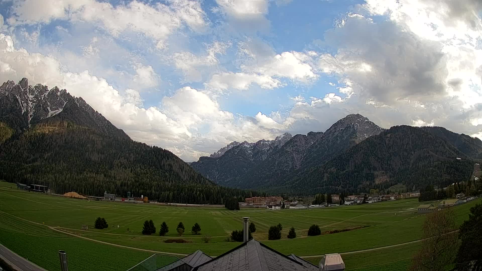 Webcam Toblach Dolomiten – Blick vom Hotel Rosengarten
