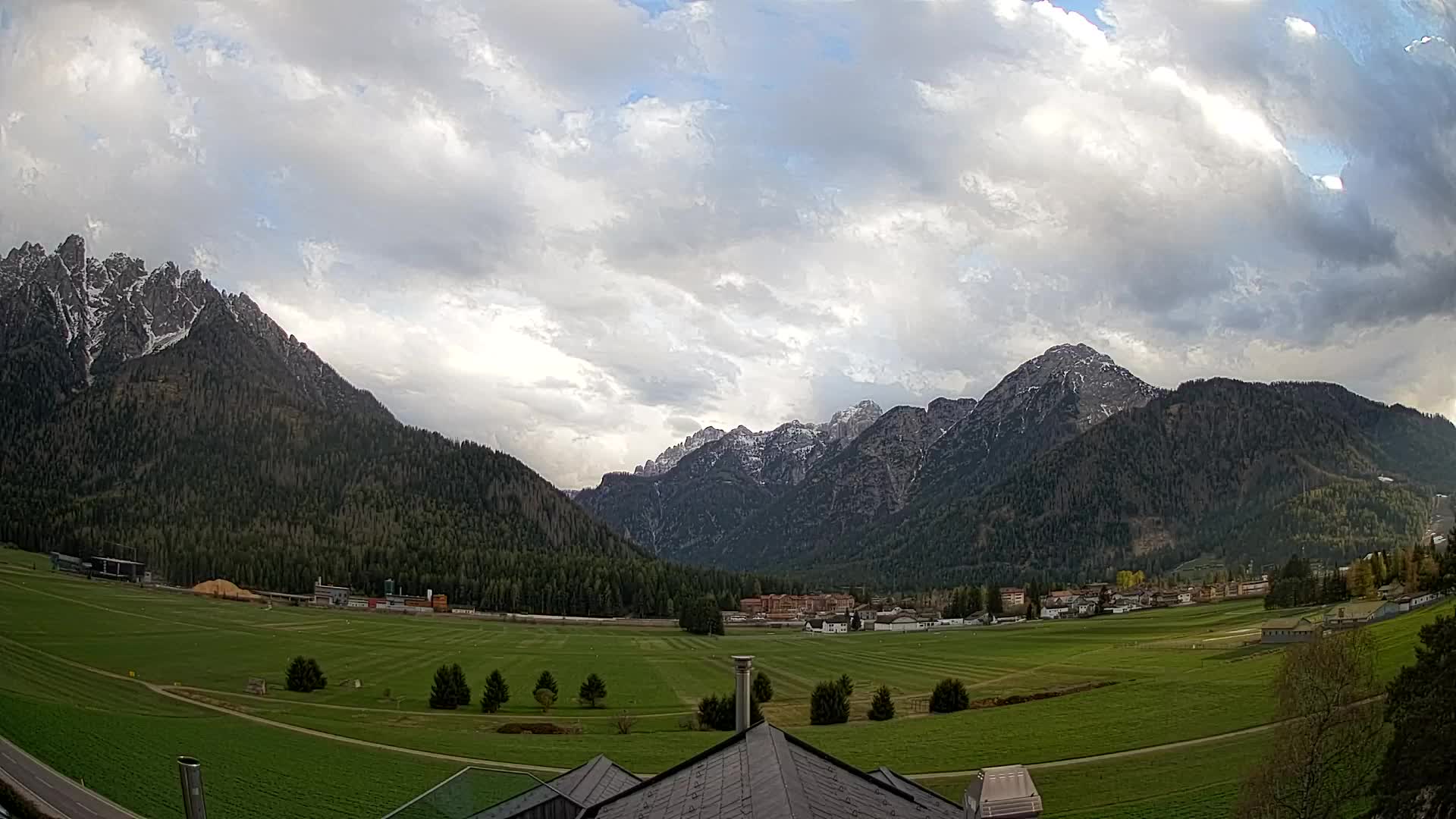 Webcam Toblach Dolomiten – Blick vom Hotel Rosengarten