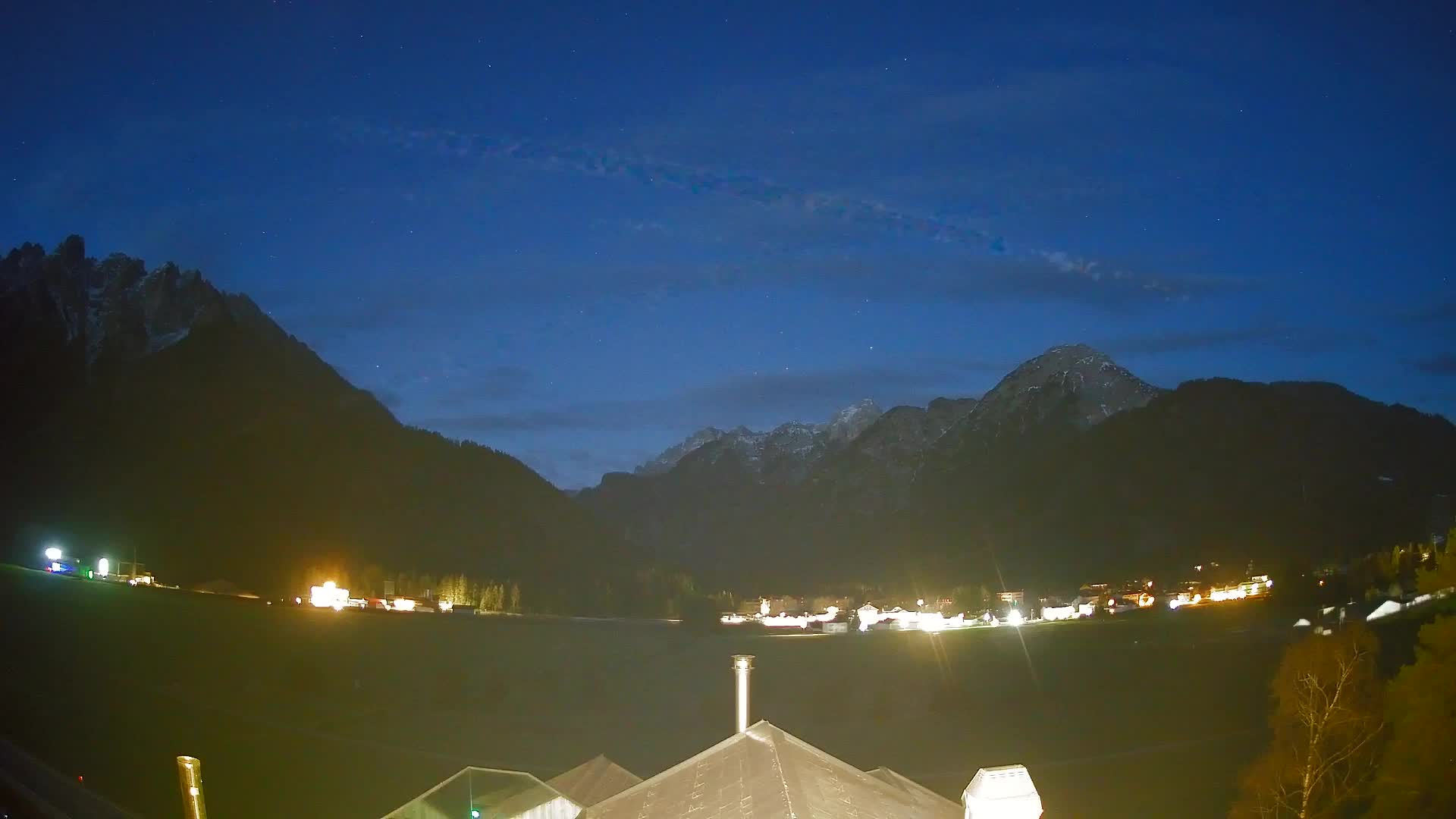 Webcam Toblach Dolomites – View from Hotel Rosengarten