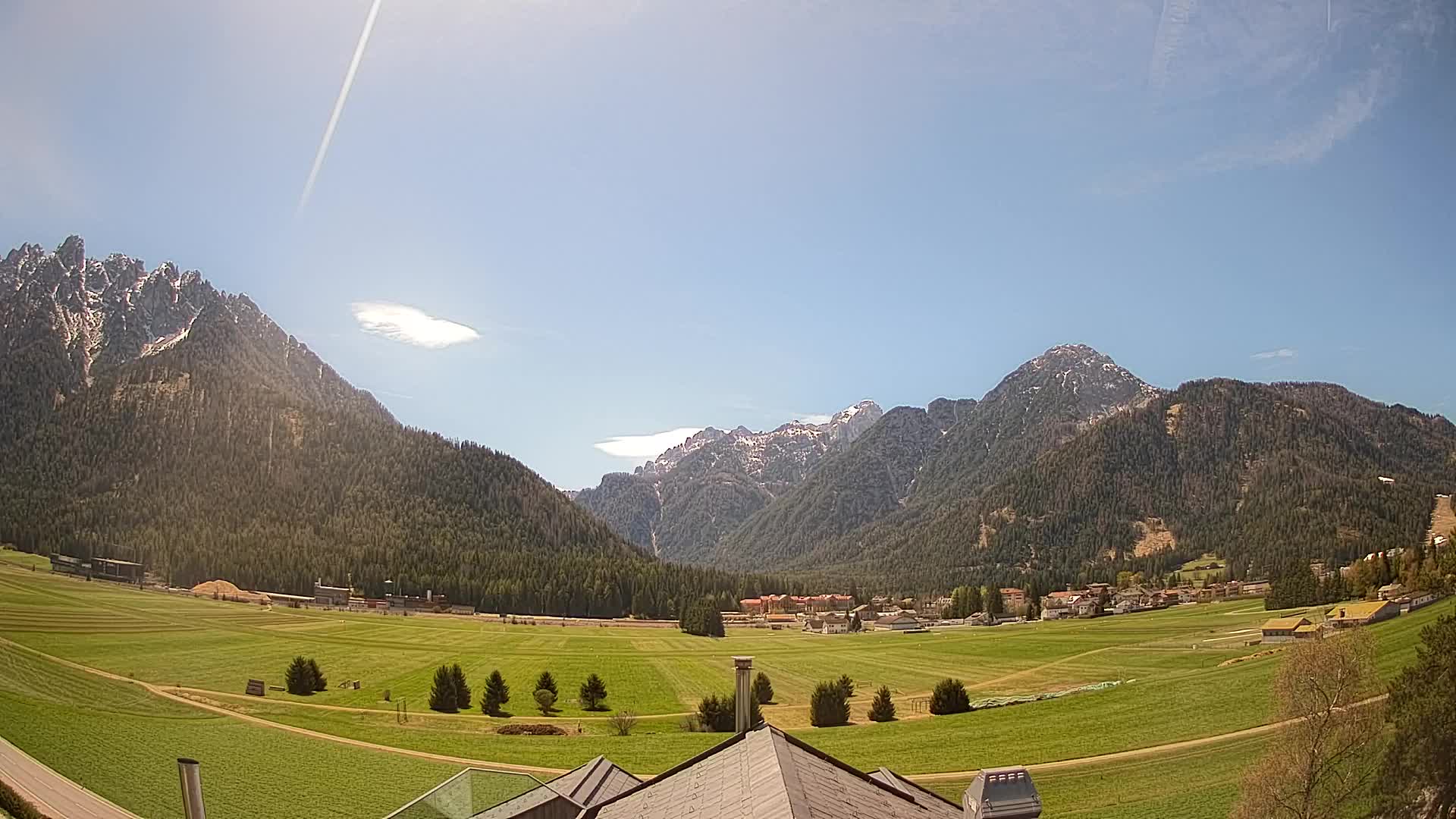Webcam Toblach Dolomites – View from Hotel Rosengarten
