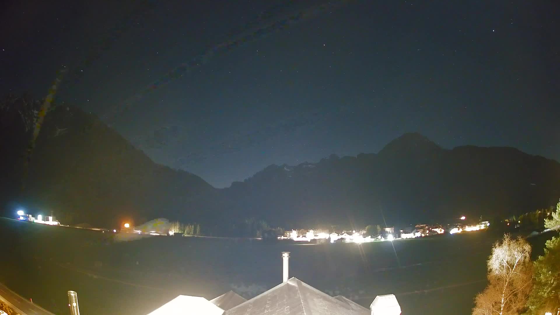 Web kamera Toblach Dolomiti – Pogled s Hotela Rosengarten