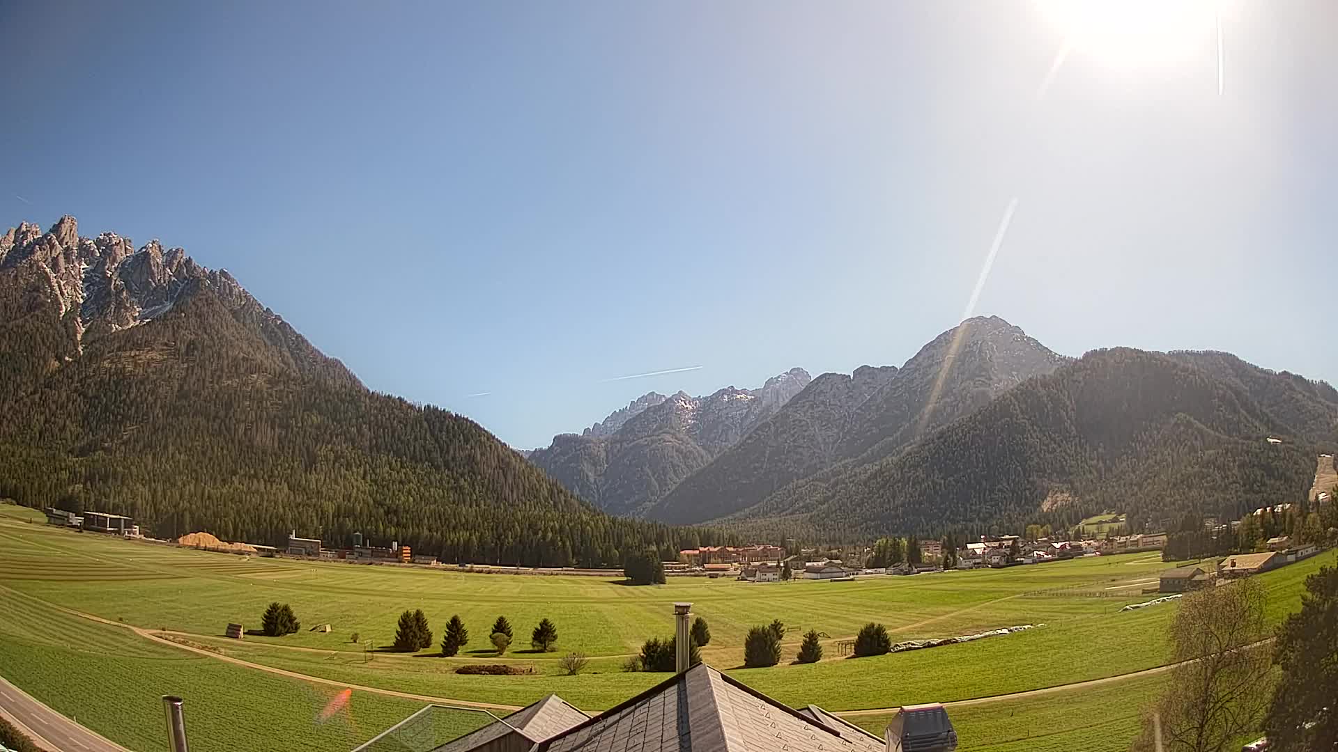 Webcam Toblach Dolomites – View from Hotel Rosengarten
