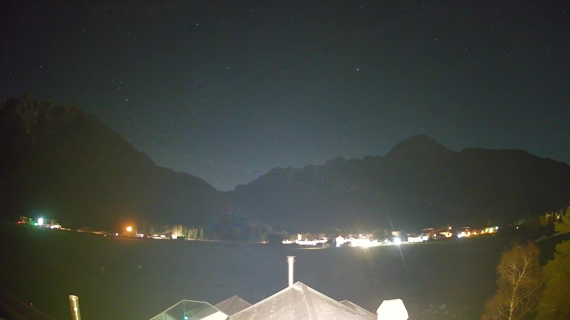 Web kamera Toblach Dolomiti – Pogled s Hotela Rosengarten