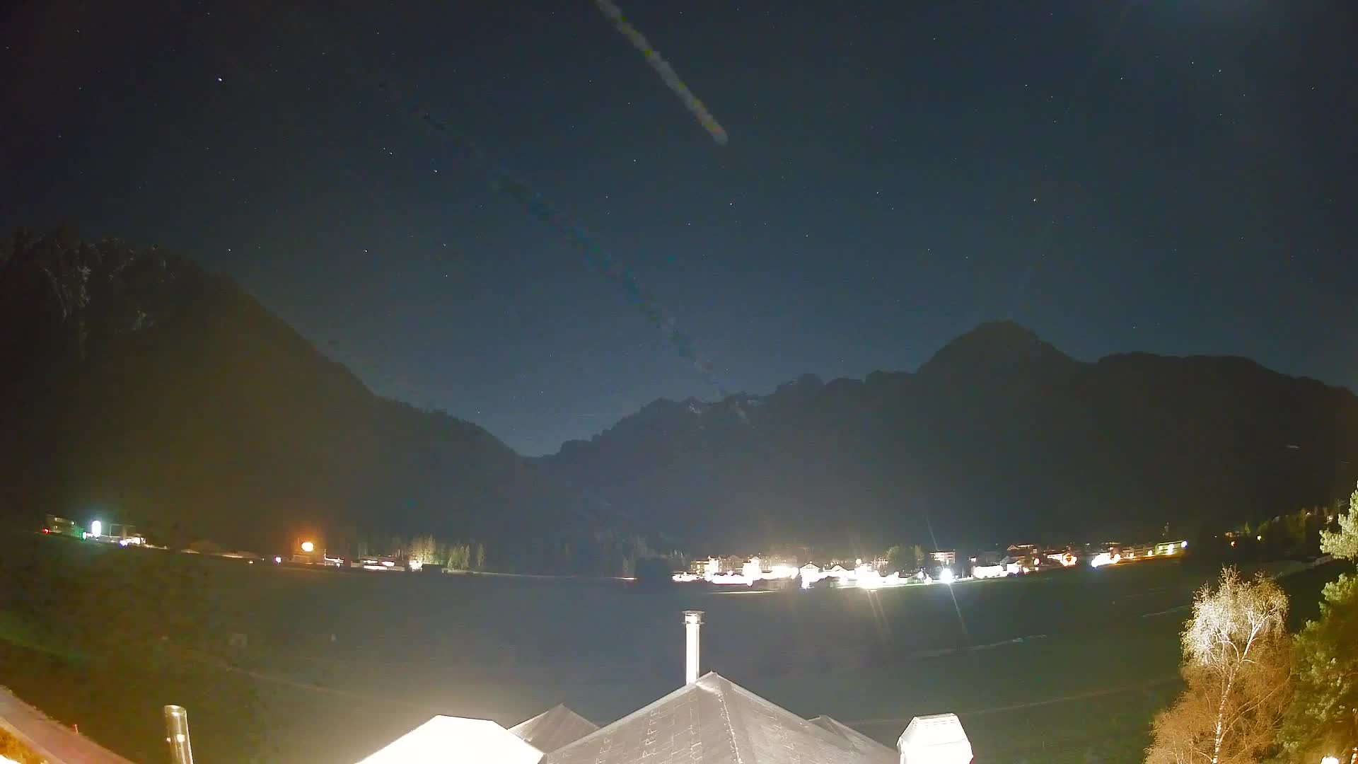 Spletna kamera Toblach Dolomiti – Pogled iz hotela Rosengarten