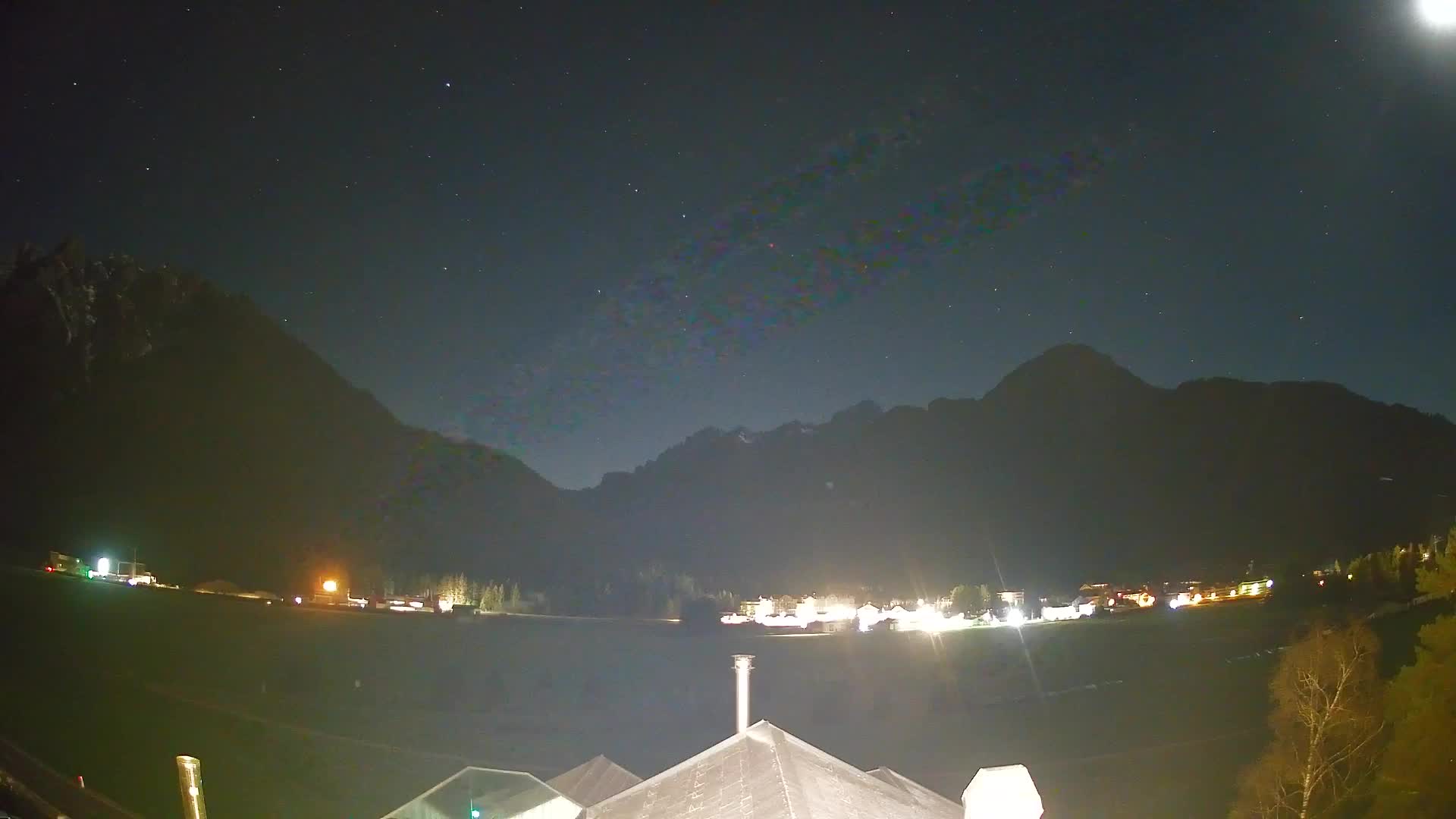 Webcam Toblach Dolomites – View from Hotel Rosengarten