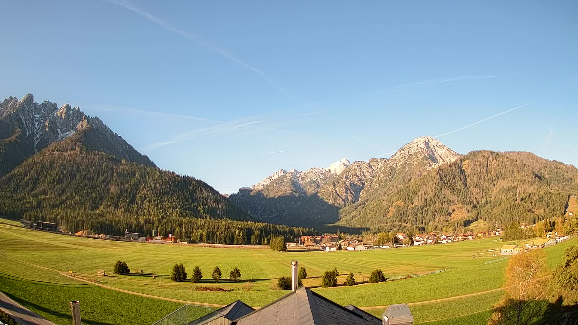 Web kamera Toblach Dolomiti – Pogled s Hotela Rosengarten
