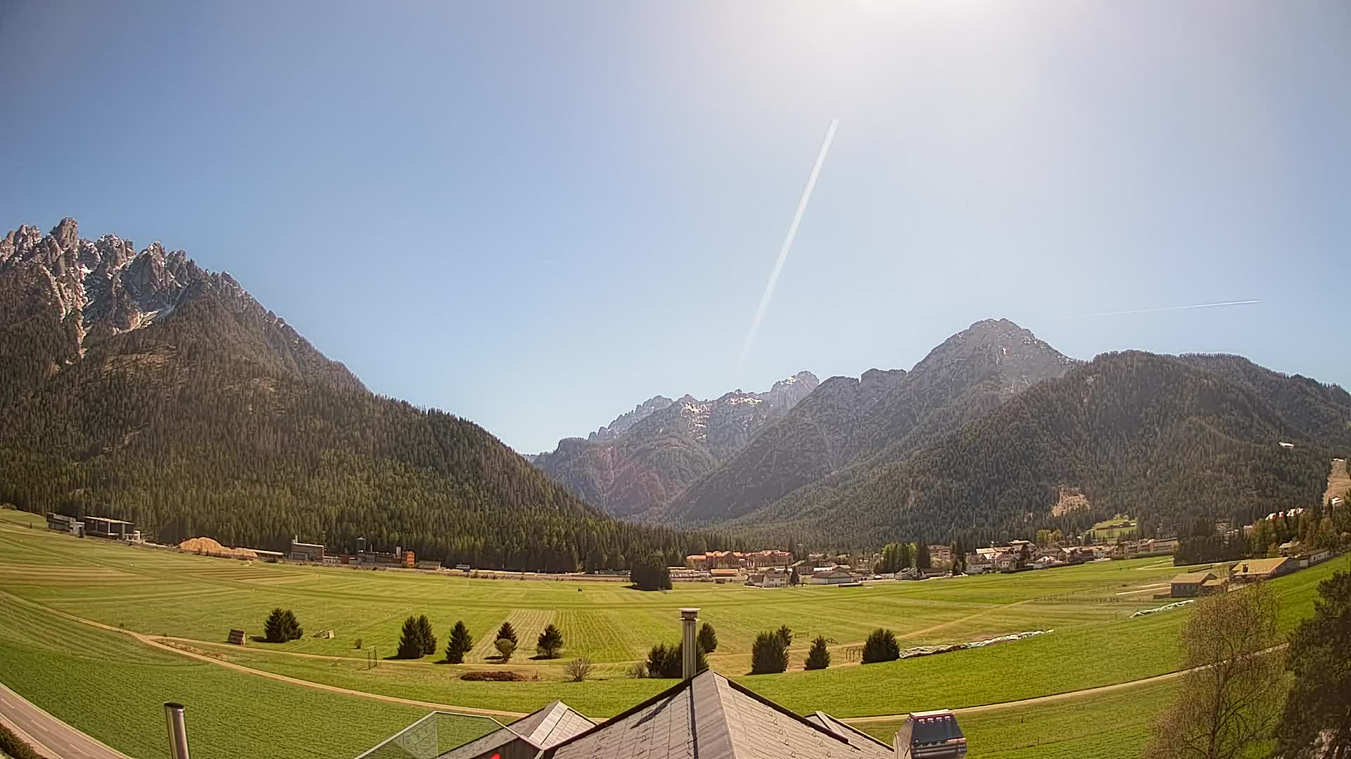Webcam Toblach Dolomites – View from Hotel Rosengarten