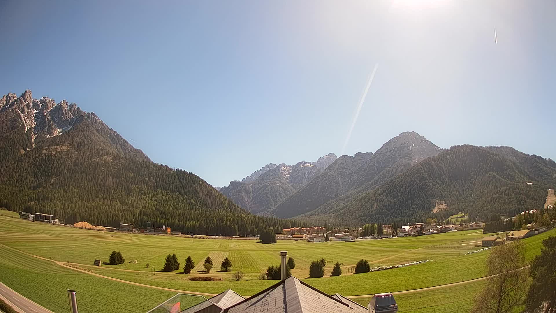Webcam Toblach Dolomites – View from Hotel Rosengarten