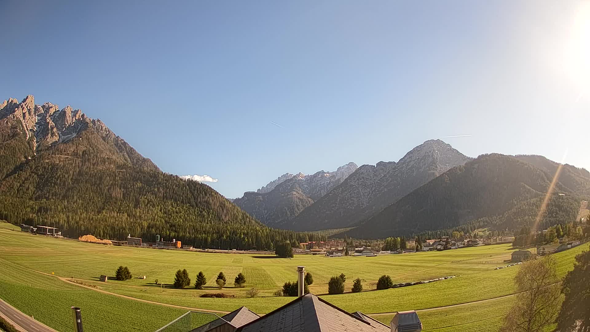 Webcam Toblach Dolomites – View from Hotel Rosengarten
