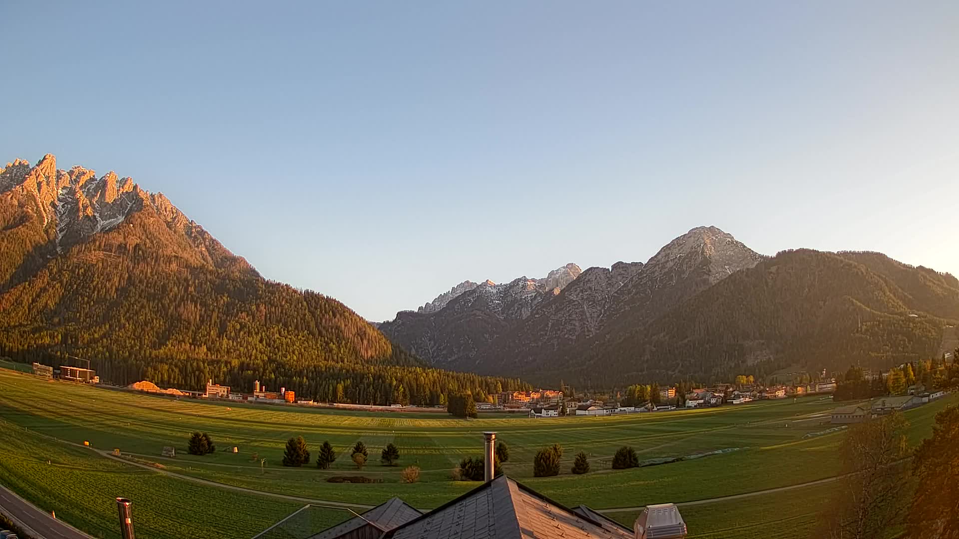Webcam Dobbiaco Dolomiti – Vista dall’Hotel Rosengarten