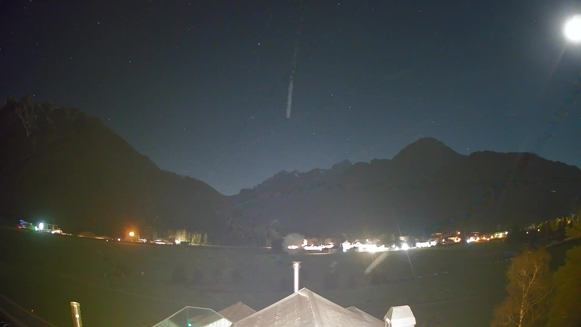 Webcam Toblach Dolomites – View from Hotel Rosengarten