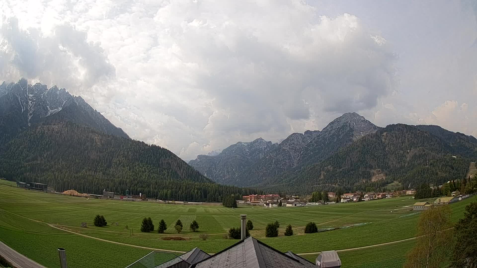 Webcam Dobbiaco Dolomiti – Vista dall’Hotel Rosengarten