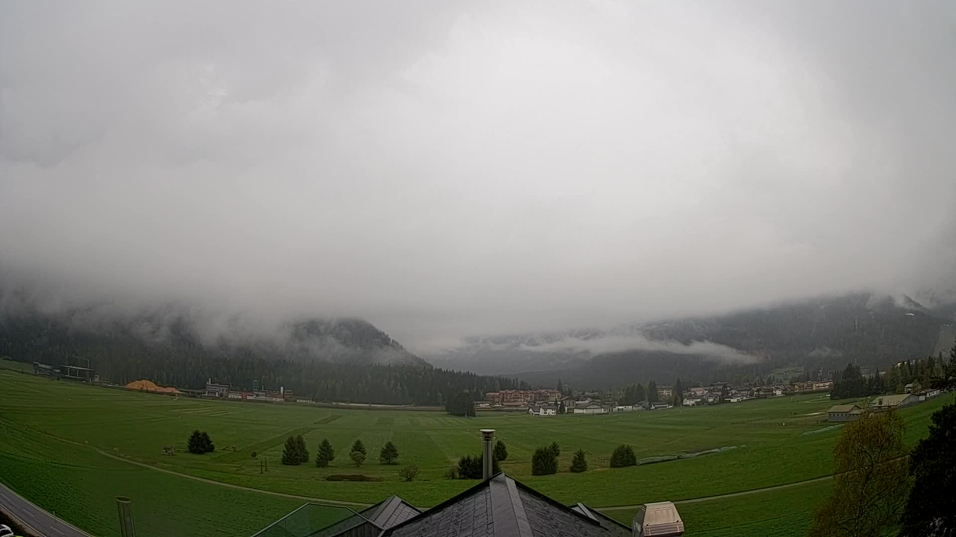 Webcam Toblach Dolomites – View from Hotel Rosengarten