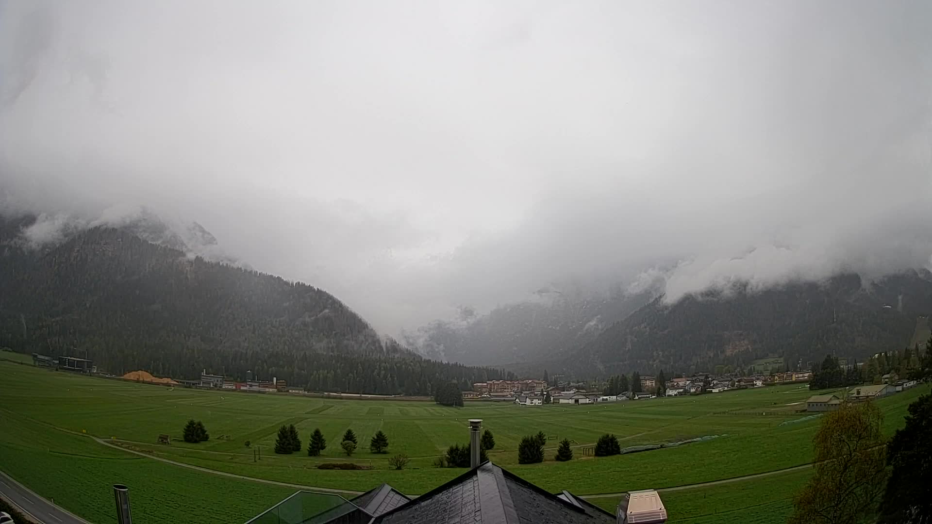 Webcam Toblach Dolomites – View from Hotel Rosengarten