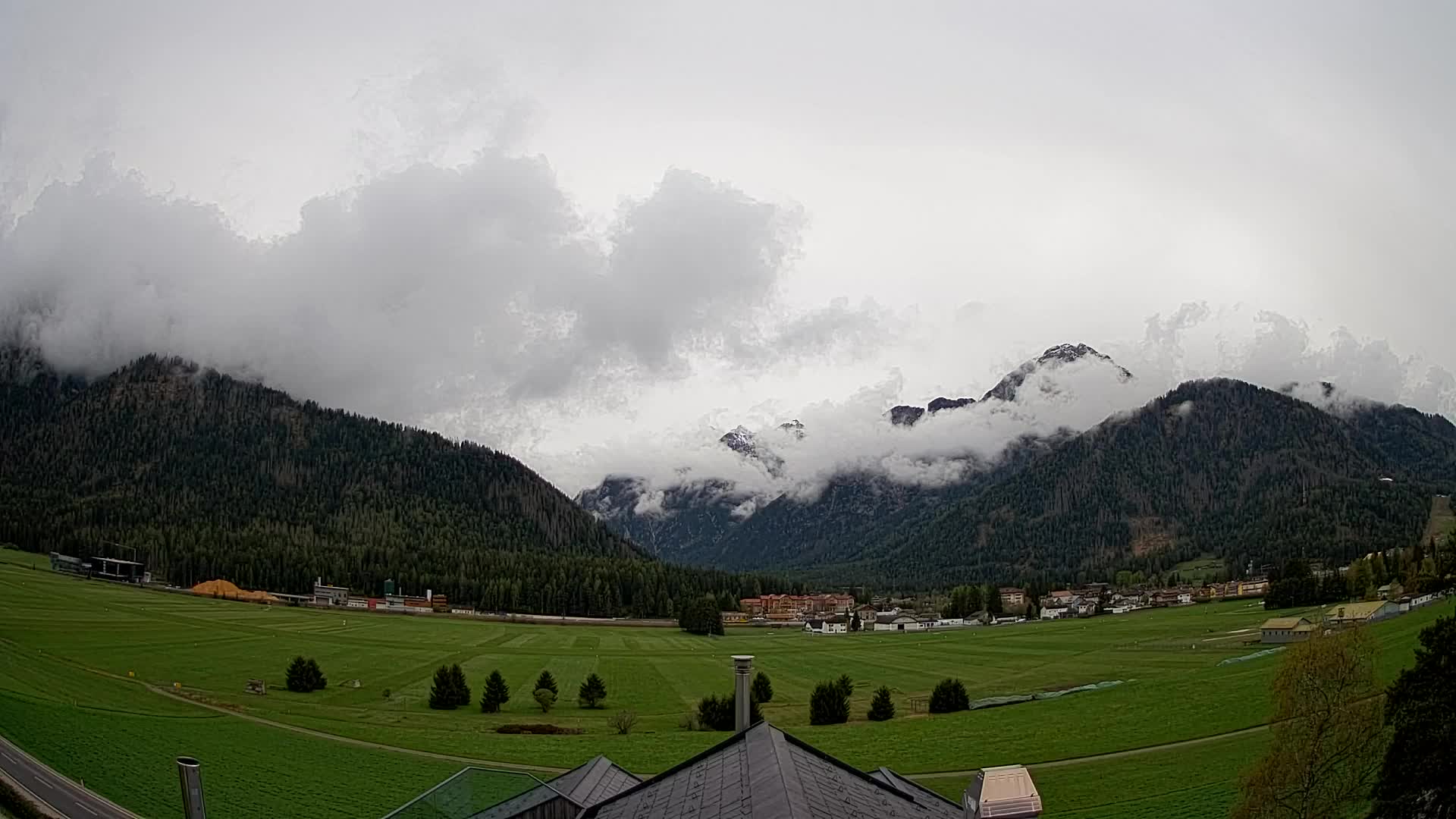 Webcam Dobbiaco Dolomiti – Vista dall’Hotel Rosengarten