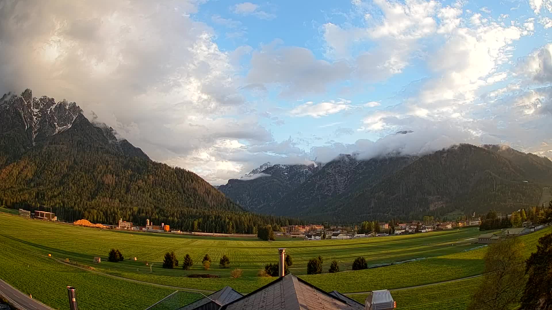 Webcam Toblach Dolomitas – Vista desde el Hotel Rosengarten