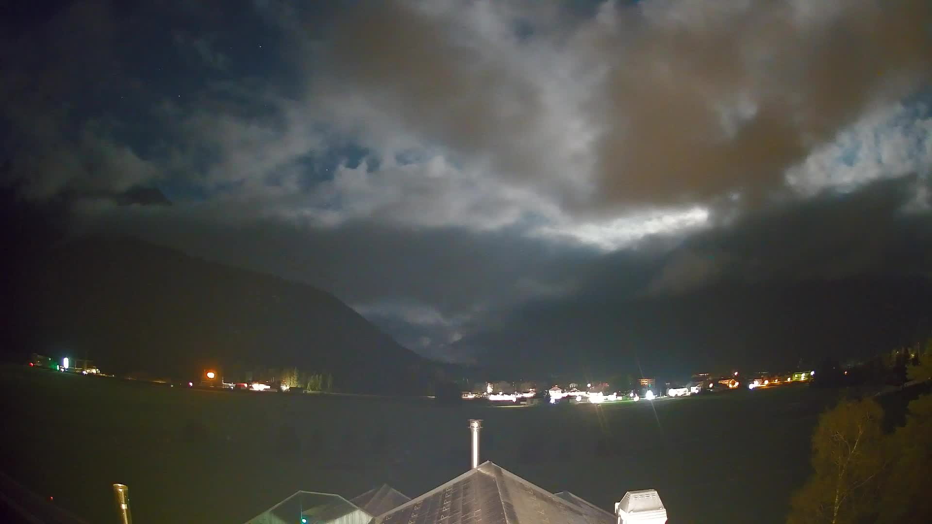 Webcam Toblach Dolomites – View from Hotel Rosengarten