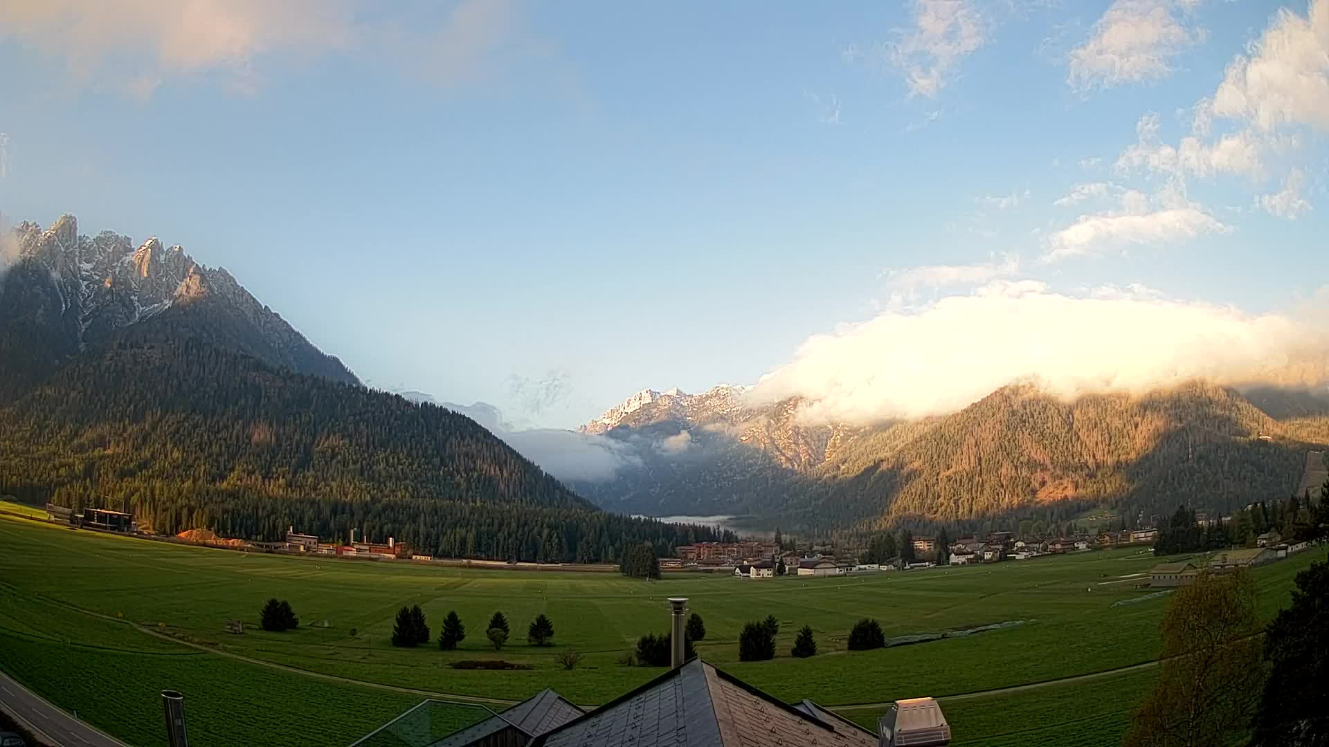 Webcam Dobbiaco Dolomiti – Vista dall’Hotel Rosengarten